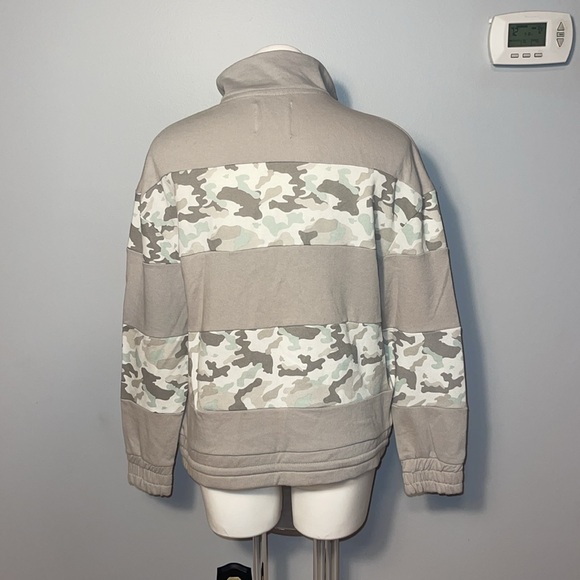 Simply Southern 1/4 Zip Striped Camouflage Pulloverr Jacket. NWT.  Large. - Picture 5 of 11